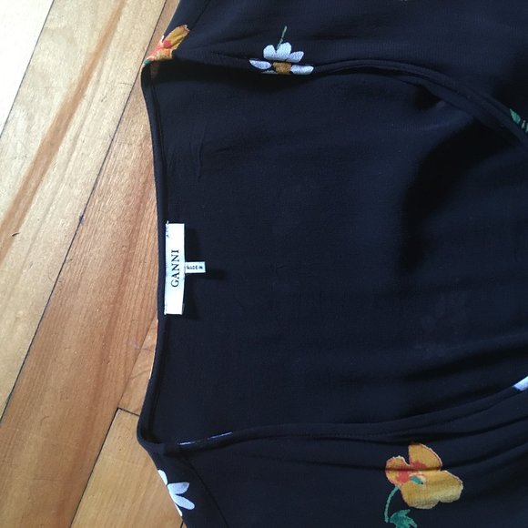 Ganni dainty georgette wrap blouse size M - Picture 3 of 4